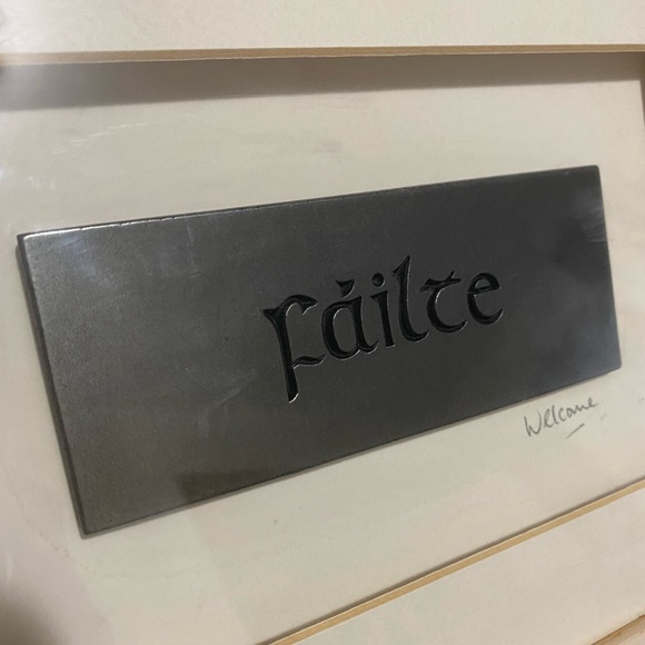 Rare WILD GOOSE STUDIO PLAQUE Art Cast Iron Framed FAILTE Welcome Ireland - Picture 1 of 4